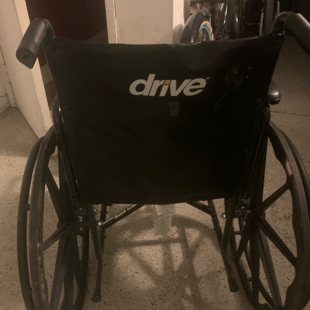 Drive silver sport 2 wheelchair